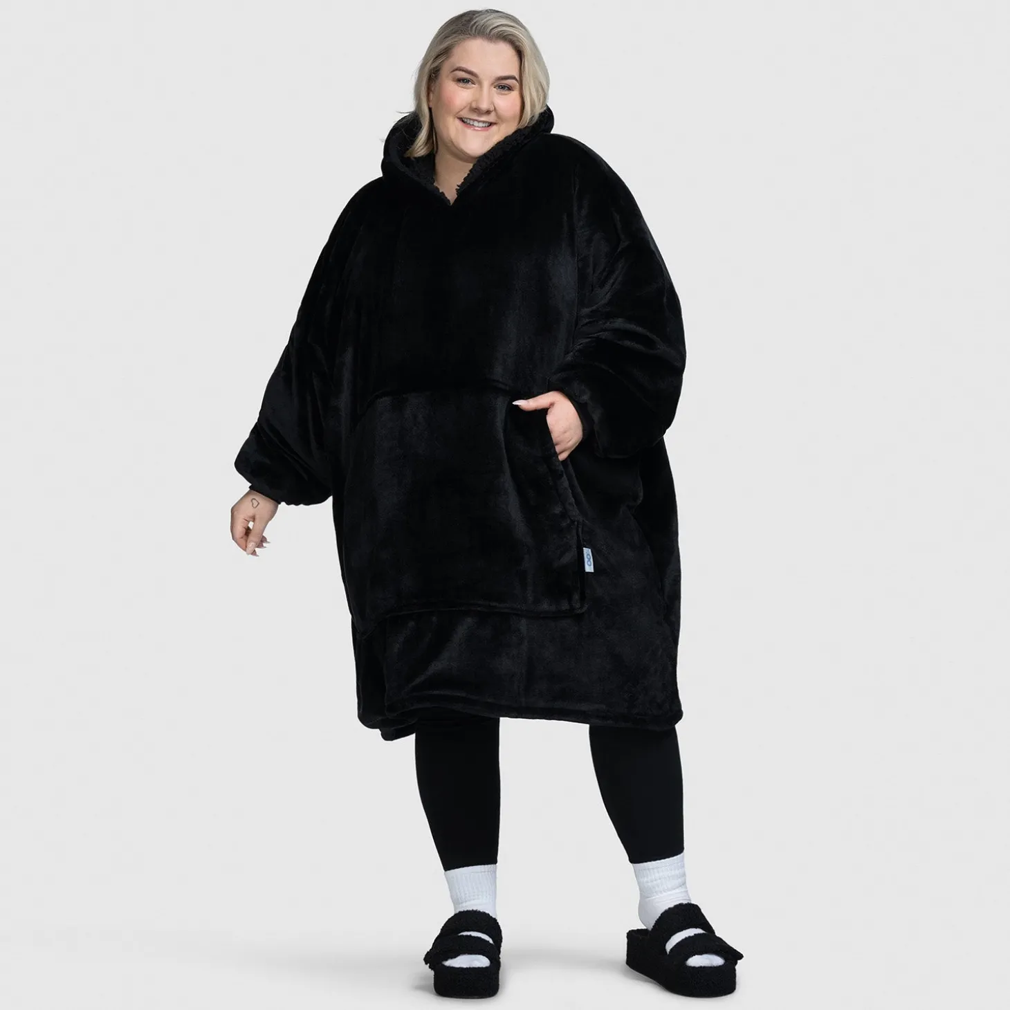 All Black Oodie™ Original