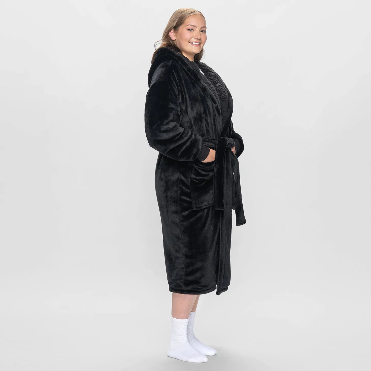 All Black Sherpa Dressing Gown