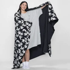 Black Floral Cooling Blanket