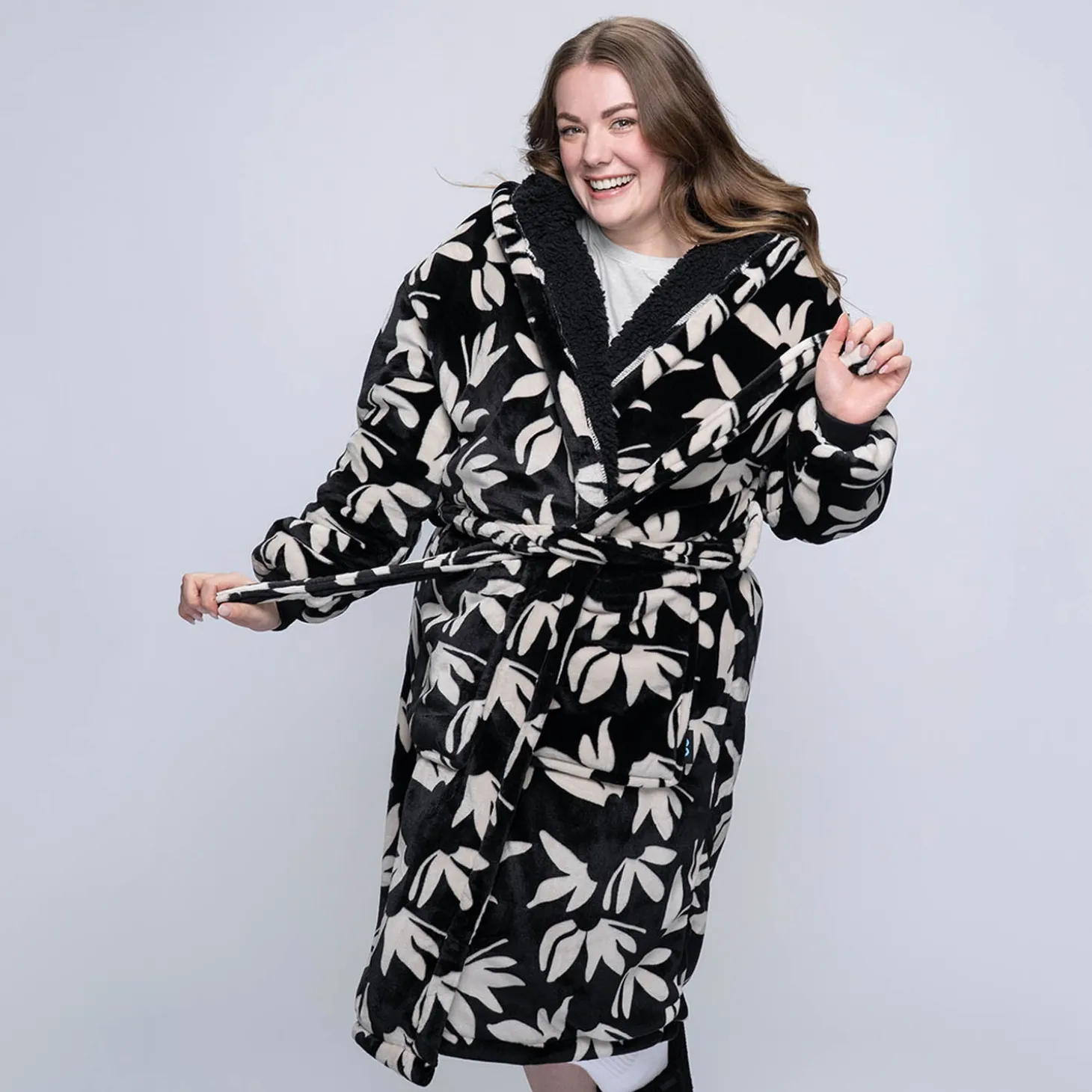 Black Floral Sherpa Dressing Gown