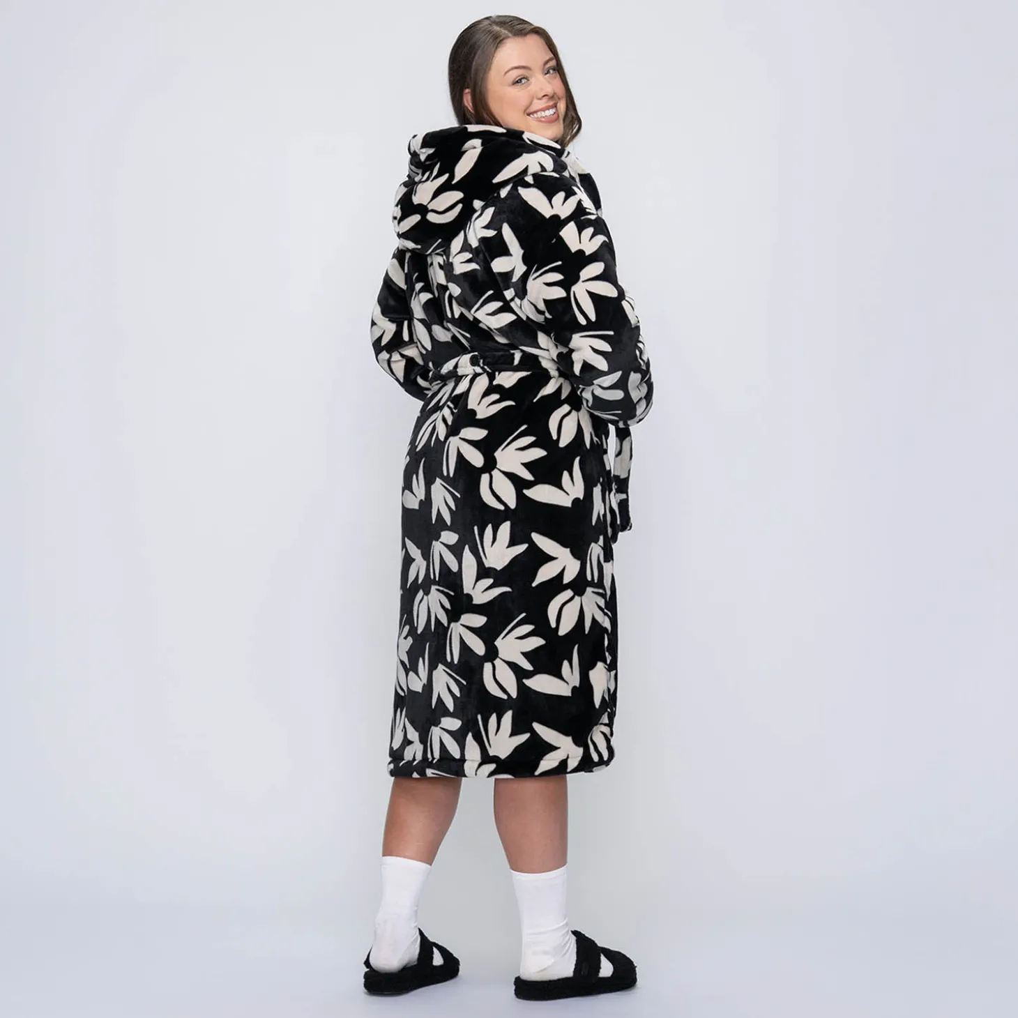 Black Floral Sherpa Dressing Gown