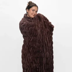 Choc Luxe Luxe Blanket