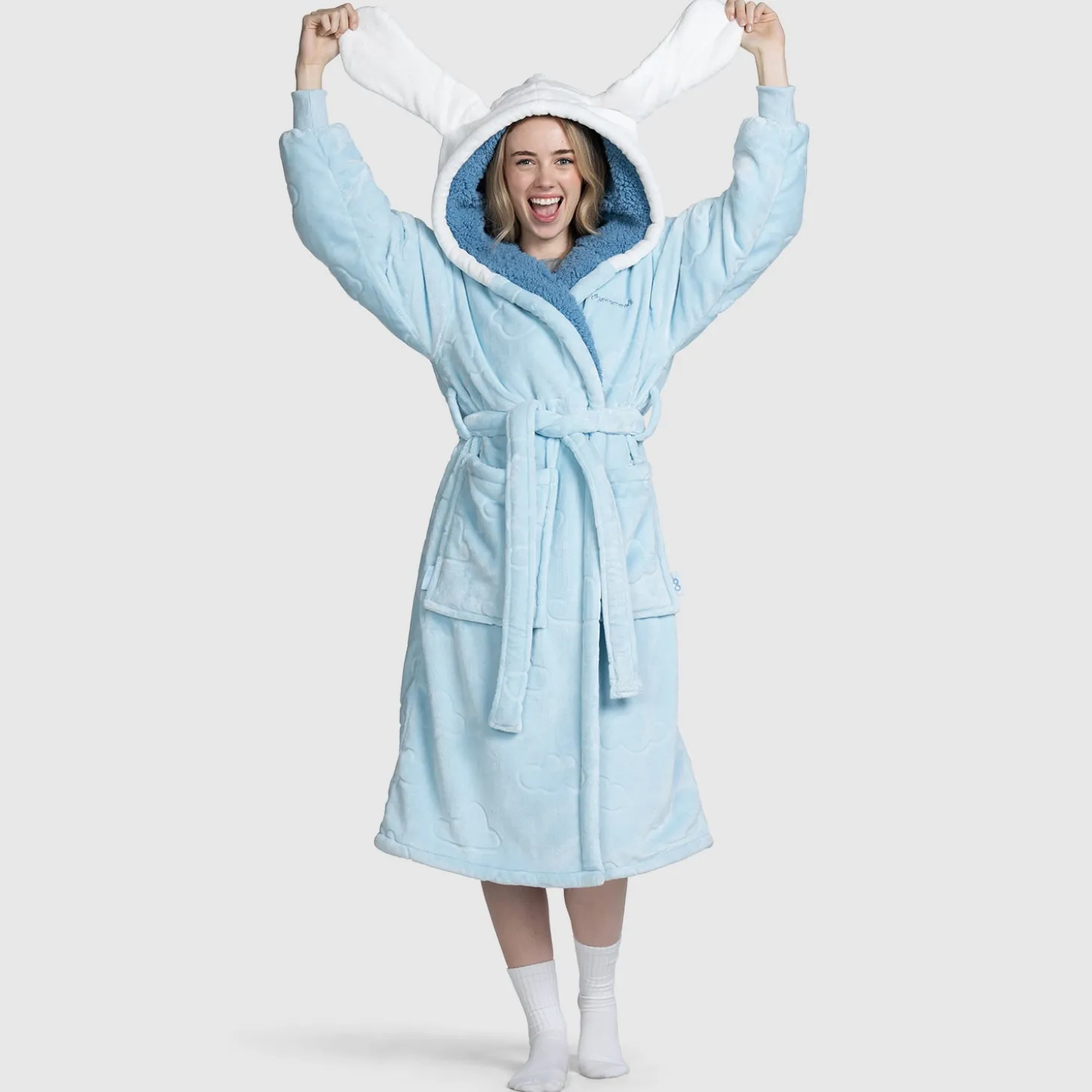 Cinnamoroll Sherpa Dressing Gown Licensed