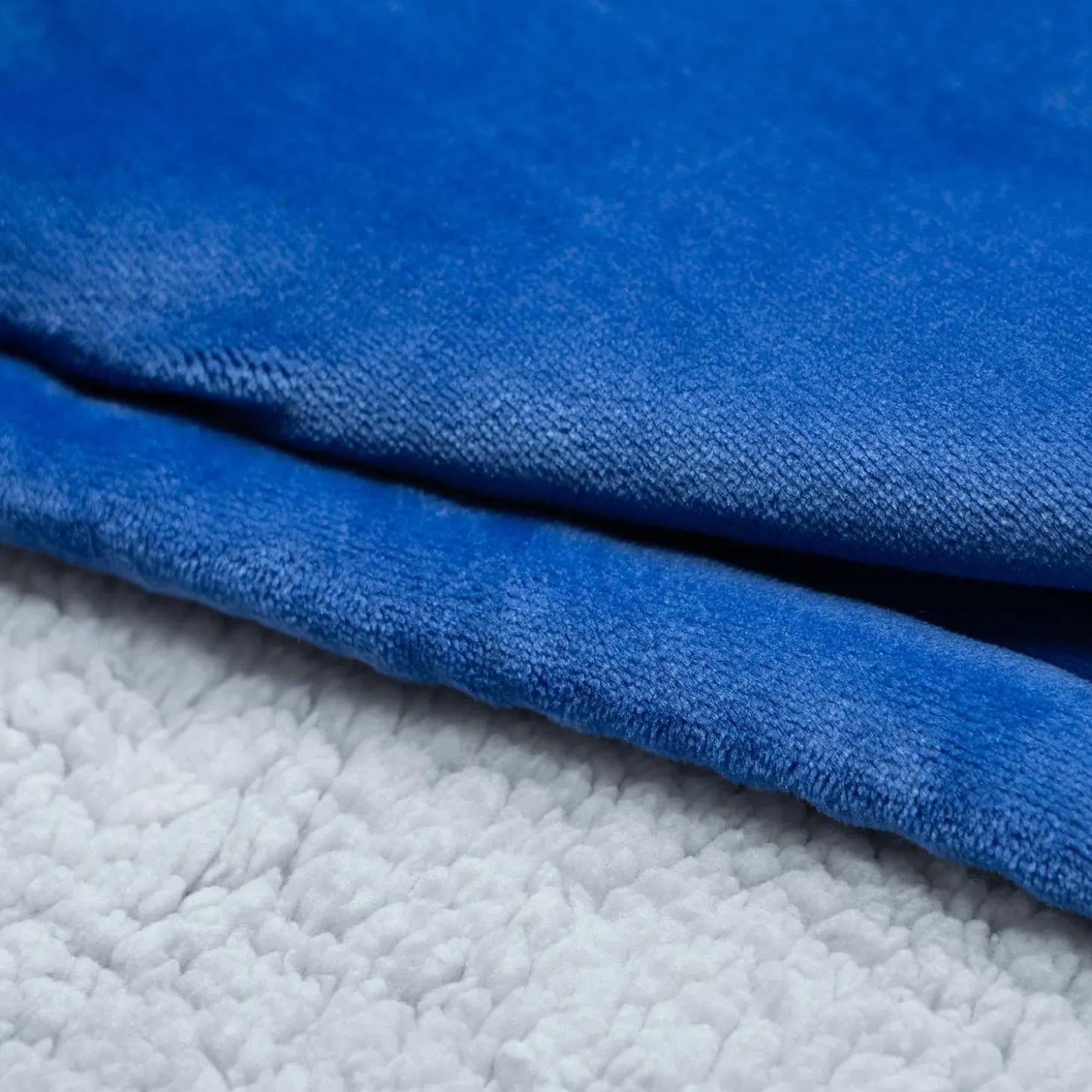 Dragon Ball Super Vegeta Sherpa Dressing Gown Licensed