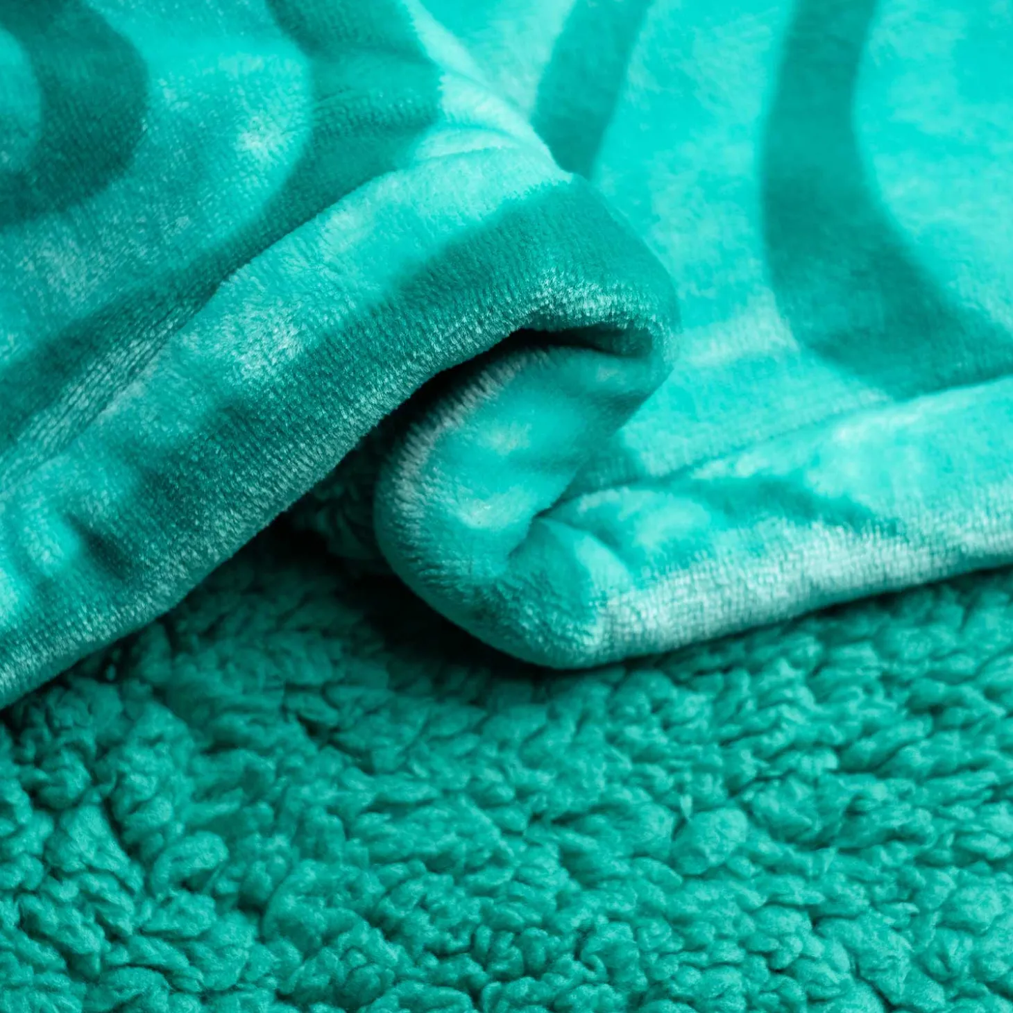 Green Swirl Sherpa Dressing Gown