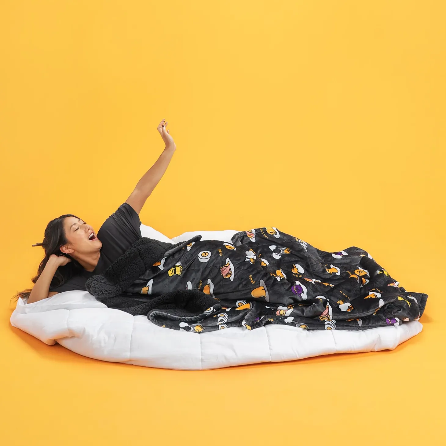 Gudetama Sherpa Blanket Licensed
