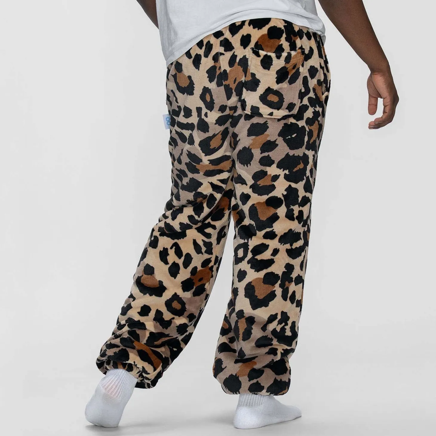 Leopard Sherpa Cuffed Pant
