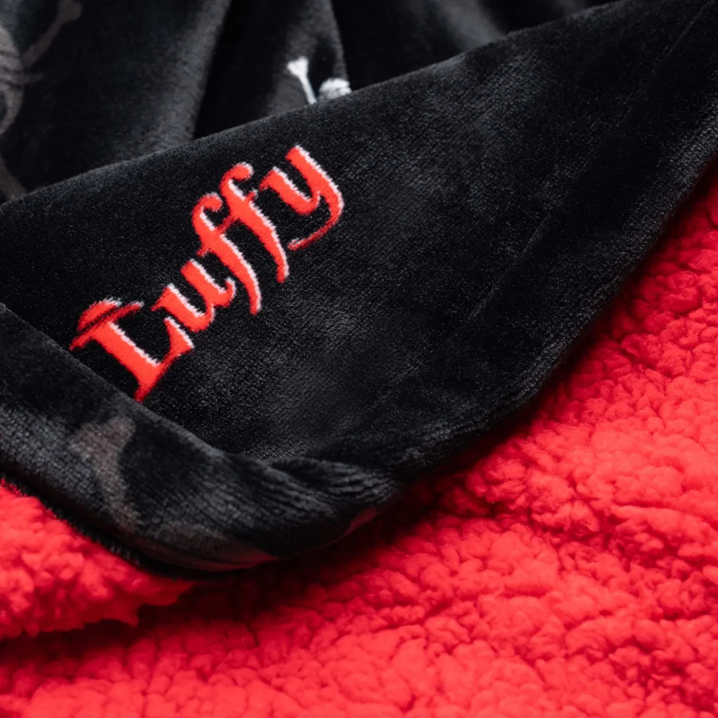 ONE PIECE Luffy Sherpa Dressing Gown Licensed