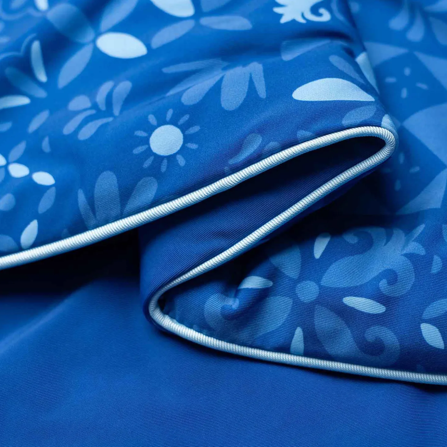 Tile Cooling Blanket